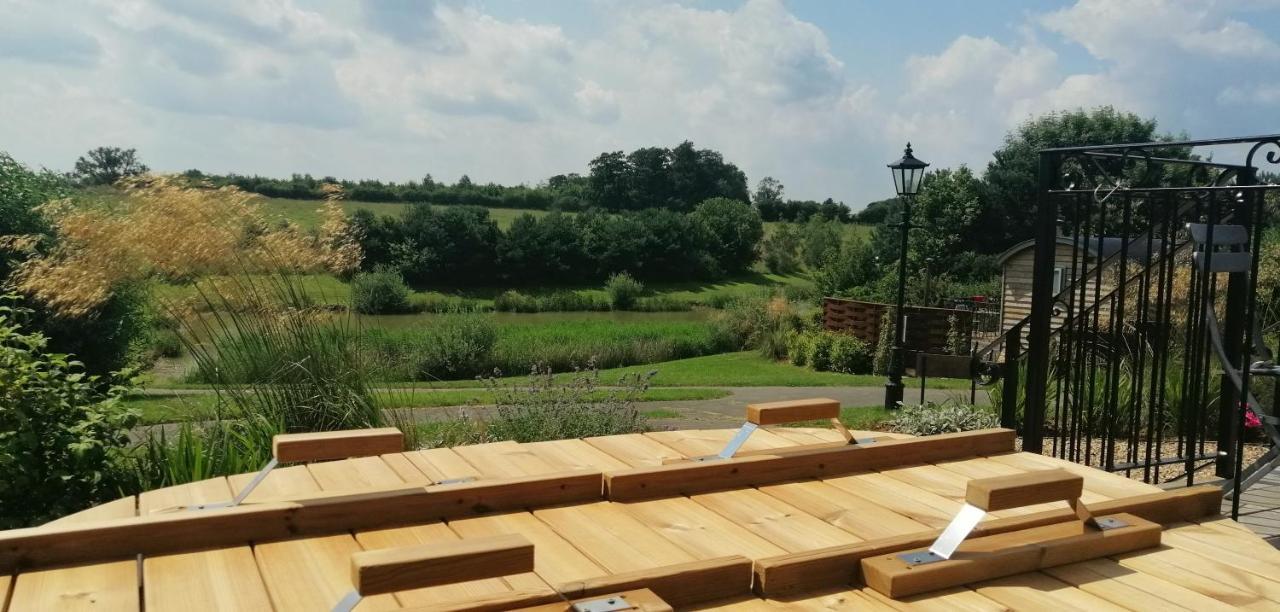 Fair Farm Hideaway Villa Waltham on the Wolds Luaran gambar