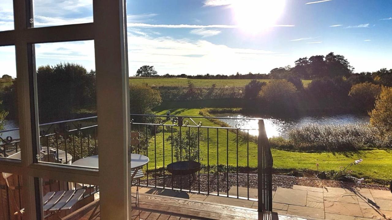 Fair Farm Hideaway Villa Waltham on the Wolds Luaran gambar